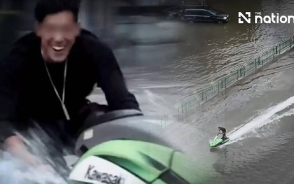 Phát hiện 1 người đàn ông đạp gió rẽ sóng giữa đường phố Bangkok