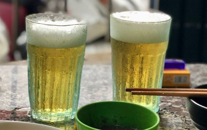 Tối nào cũng uống một chai bia, người đàn ông 62 tuổi bất ngờ khi đi khám