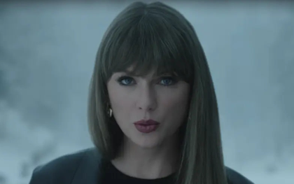 Taylor Swift nhan sắc như AI