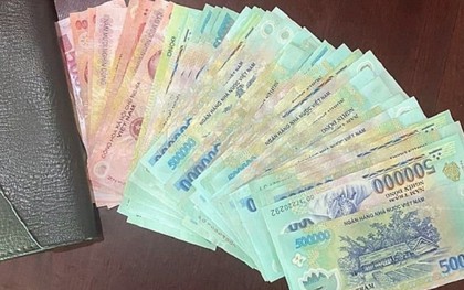 Công an xác minh số tiền 19.745.000 đồng nằm chơ vơ bên đường Tân Mai, cô gái SN 2004 được mời tới làm việc