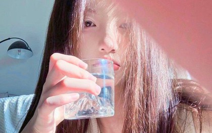 4 kiểu uống nước càng làm nhiều thận càng nhanh "hỏng"