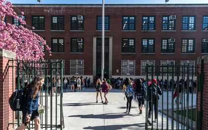 New York cấm học sinh tiểu học, THCS dùng AI trong 1 năm