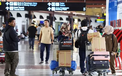 Núi lửa ở Indonesia phun trào, một số chuyến bay của Việt Nam bị ảnh hưởng