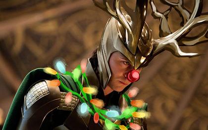 Thích thú xem The Avengers hát “Christmas Carols"