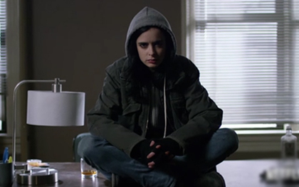 Marvel/Netflix tung trailer đầy ám ảnh của “Jessica Jones” 