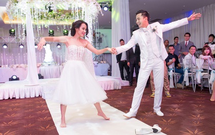 Clip: Thích mê khi xem Văn Anh - Tú Vi nhảy flashmob cực đáng yêu trong đám cưới