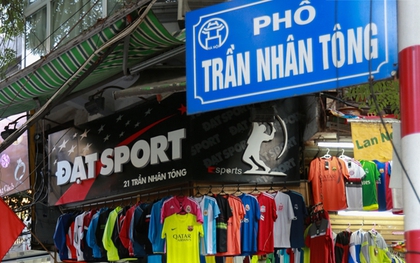 Những con phố bán quần bò nổi tiếng ở Hà Nội bây giờ ra sao?