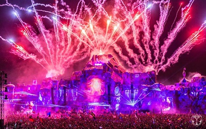 Tomorrowland và TomorrowWorld khẳng định vị trí số 1 với mùa lễ hội “siêu khủng”