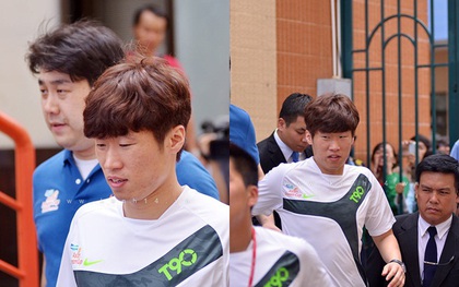 Park Ji Sung và "dream team" so tài cùng các cầu thủ nhí 
