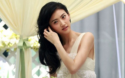 "Mỹ nữ Bắc Kinh" Cảnh Điềm hóa cô dâu xinh đẹp 