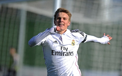 Thần đồng Odegaard ghi bàn đầu tiên trong màu áo Real Madrid