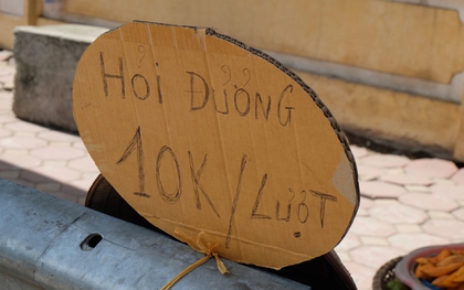 Lại thêm tấm biển “Hỏi đường 10K” ở Hà Nội: Thế này ai còn dám cất lời hỏi?