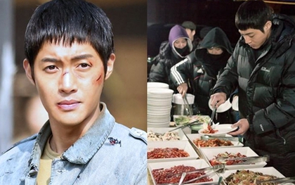 Kim Hyun Joong bị fan đòi... 60 đồng cho 1 bữa ăn