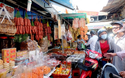 Độc đáo sắc màu ở chợ Campuchia gần nửa thế kỉ giữa lòng Sài Gòn