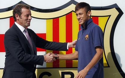 Thương vụ Neymar: Barca thừa nhận trốn thuế