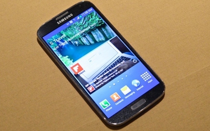 Galaxy S IV: mỏng, nhẹ, chụp ảnh tuyệt vời cùng nhiều tính năng ấn tượng