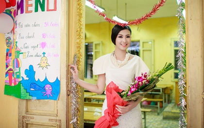 Hoa hậu Ngọc Hân rạng rỡ về thăm trường cũ