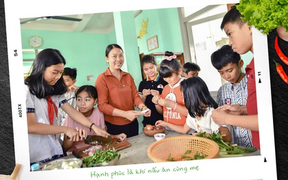 Mọi người cùng nhau chuẩn bị bữa cơm lành ngon, cứ thế Tết trở nên trọn vẹn