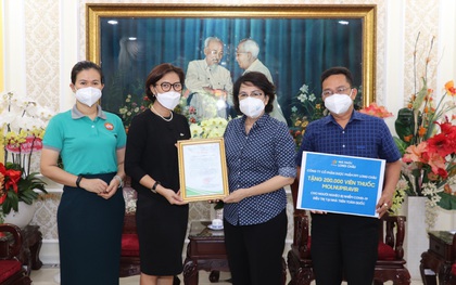 Chuỗi nhà thuốc FPT Long Châu tặng miễn phí 200.000 viên thuốc đặc trị Covid-19 Molnupiravir cho người nghèo