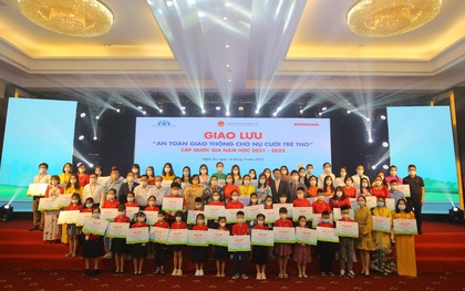 Lễ trao giải hội giao lưu “ATGT cho nụ cười trẻ thơ” năm học 2021 - 2022