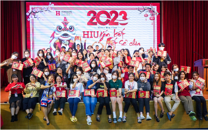 Tết đong đầy của sinh viên HIU với 10.000 phần quà hạnh phúc từ nhà trường