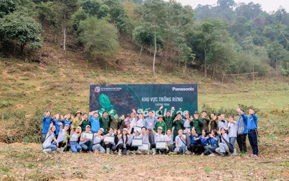 Chuyện nhà Đậu, Tô Đi Đâu... cùng nhiều khách hàng hứng khởi tham gia “Hành trình Sống khỏe góp xanh” của Panasonic