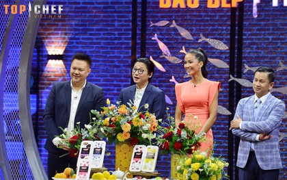 Hai Hoa hậu thử thách đầu bếp Top Chef với sản phẩm trái cây tươi chế biến