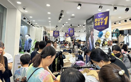 Độc lạ Sài Gòn: Mở sale giữa đêm, khách hàng nườm nượp mua sắm