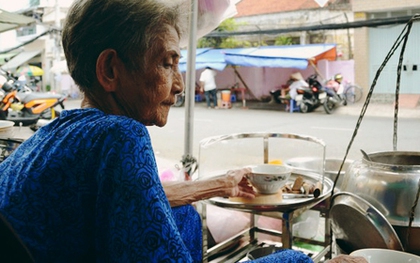 Câu chuyện về gánh cháo lòng được lưu truyền qua 3 thế hệ ở Sài Gòn