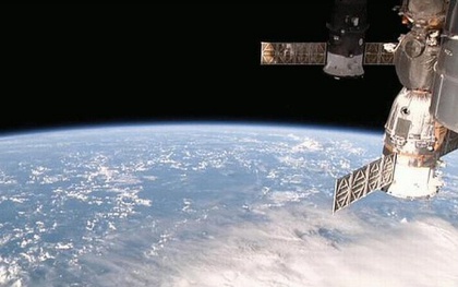 Ngắm nhìn Trái Đất từ độ cao 430Km ngay trên máy tính