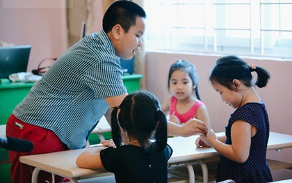 Có gì trong một giờ dạy tiếng Anh miễn phí của "thầy giáo bụng bự" Đỗ Nhật Nam?
