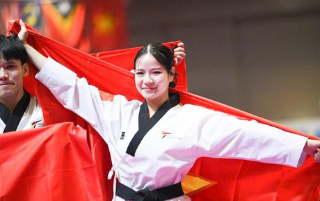 Phỏng vấn nhanh hot girl Taekwondo giành 2 huy chương về cho Việt Nam: Đã giỏi còn xinh, phụ nữ Việt mãi đỉnh!