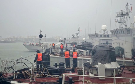 CẬP NHẬT: Bão số 10 giật cấp 15 ở phía nam đặc khu Hoàng Sa