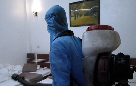 NÓNG: Nhân viên khách sạn ở Yên Bái dương tính với SARS-CoV-2, là F1 của chuyên gia Ấn Độ