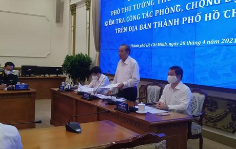 Hai mẹ con nhập cảnh lậu vào BV Từ Dũ, xét nghiệm khẩn 40 nhân viên y tế