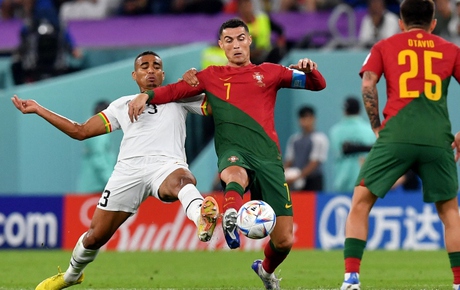 TRỰC TIẾP Bồ Đào Nha 0 - 0 Ghana: Ronaldo bị khước từ bàn thắng