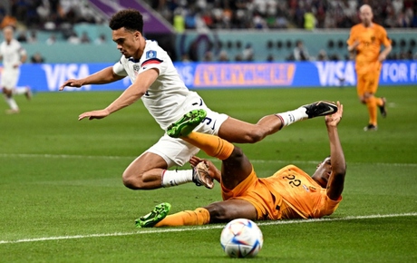 Trực tiếp Hà Lan 2-0 Mỹ: Denzel Dumfries kiến tạo "như máy"