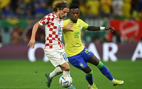 TRỰC TIẾP Croatia 0 - 0 Brazil: Nhạc trưởng Luka Modric che mờ Neymar