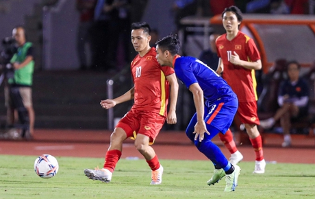 TRỰC TIẾP ĐT Việt Nam 0 - 0 ĐT Singapore: Cơn lốc màu đỏ