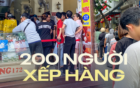 Trái ngược cảnh đìu hiu của nhiều hàng lâu đời, một hiệu bánh trung thu ở Hải Phòng bán 4.000 chiếc chỉ trong buổi sáng