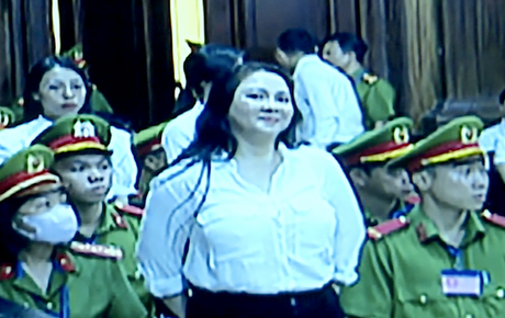 Tòa bác đề nghị hoãn phiên xét xử bà Nguyễn Phương Hằng của luật sư