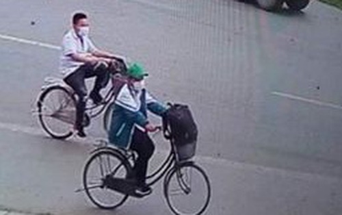 2 học sinh lớp 5 đạp xe 140km &quot;trốn&quot; nhà từ Thái Bình vào Thanh Hoá và câu chuyện xúc động phía sau