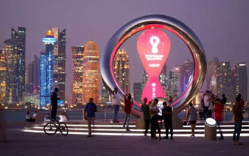 Fan méo mặt vì mức giá khiếp đảm ở World Cup 2022: Ngủ một đêm "bay" nửa con xe Vios