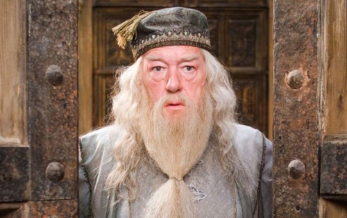 &quot;Thầy Dumbledore&quot; của Harry Potter qua đời ở tuổi 82
