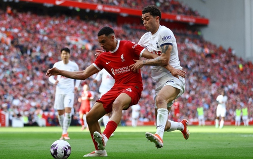 Trực tiếp Liverpool 2 - 0 Tottenham: Lữ đoàn đỏ dồn ép nghẹt thở