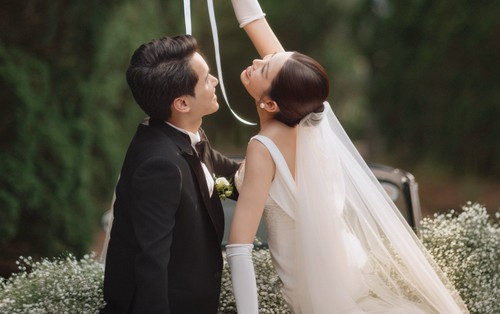 Ảnh cưới đẹp nhất showbiz Việt 2025: Cô dâu Á hậu quá xinh, chồng chủ tịch không chê vào đâu được!