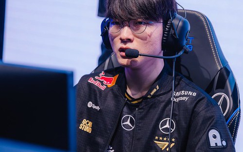 Faker "gánh còng lưng" T1 tại Vòng Thụy Sĩ: Chỉ thấy 1v9, 4 người còn lại ở đâu?