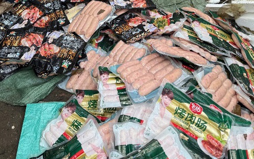 Gần 1,7 tấn xúc xích, lạp xưởng không rõ nguồn gốc suýt tuồn ra thị trường: Lời cảnh báo cho người tiêu dùng Thủ đô