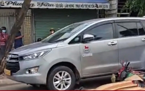 Tránh ô tô phanh gấp, nam shipper bị container cán tử vong ở TP.HCM