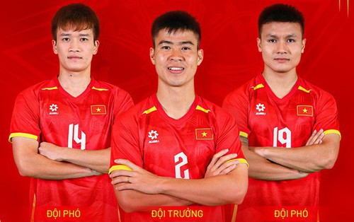 Lộ diện ban cán sự đội tuyển Việt Nam: Duy Mạnh, Quang Hải và một hotboy
